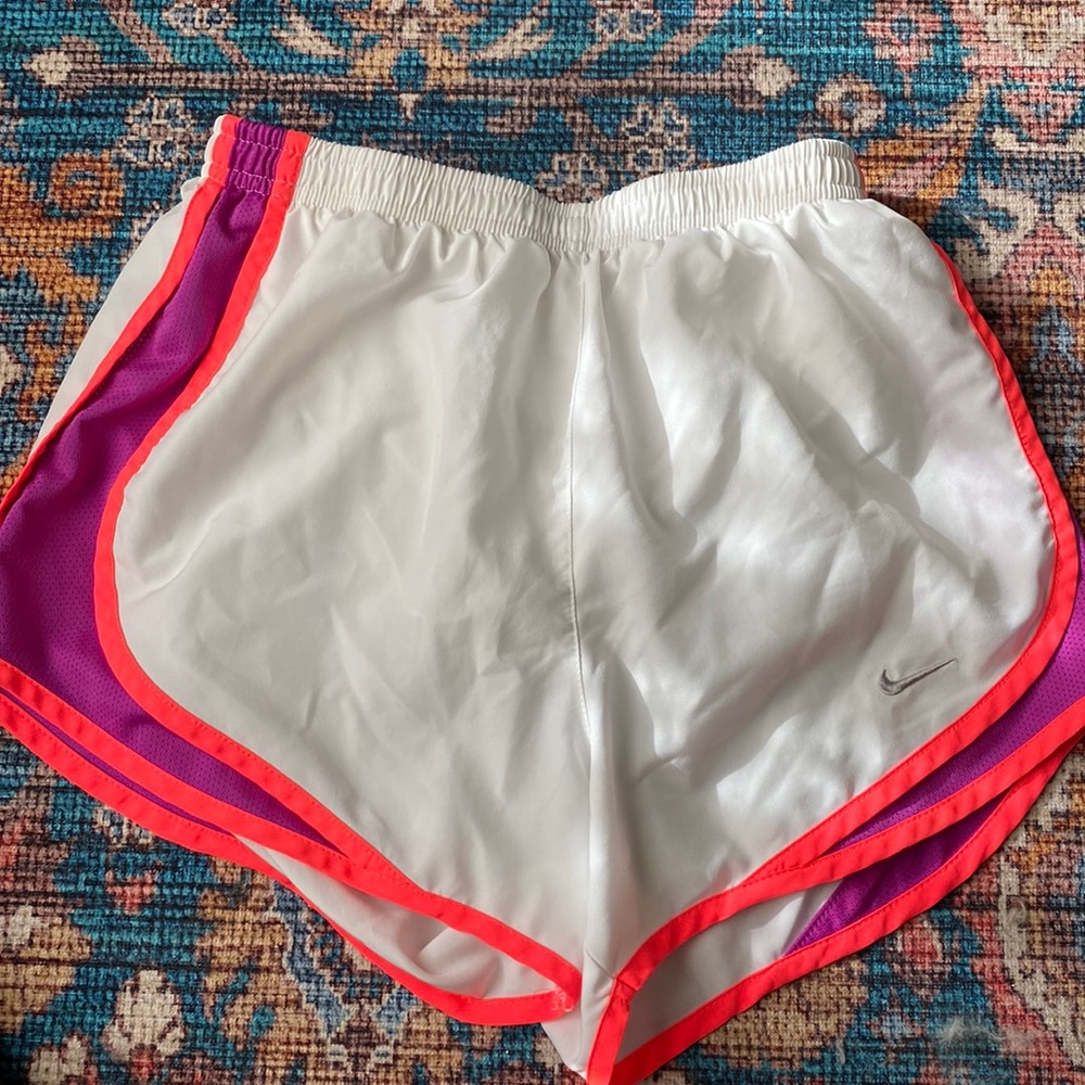 Nike DriFit XS white shorts